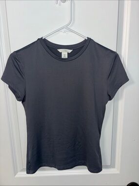 H&M Women's Short Sleeve soft Crew Tee - dark gray